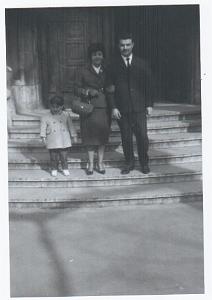 jeannine,mamy esther et gerard  en 1961 a lyon
